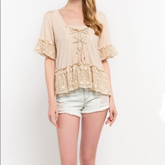 ✌🏼 #1251 POL Honey Gold Floral Lace Short Sleeve Top - Picture 4 of 12
